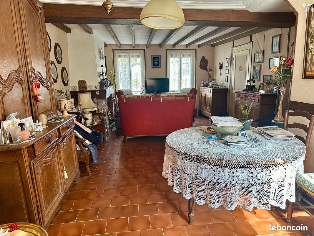 Maison 3 pièces 81 m² · à Gournay-en-Bray · 81 m² · 54 000 €