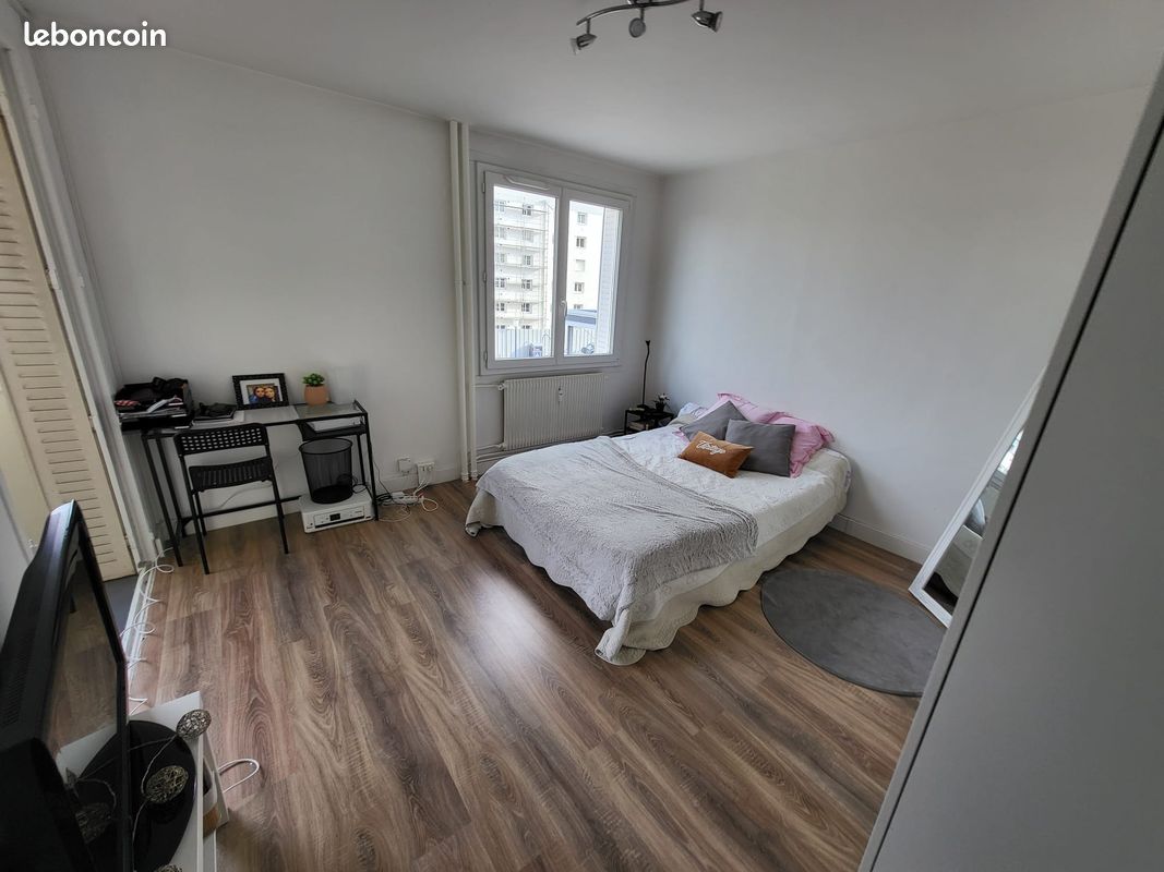 Appartement 1 pièce 28 m² · à Clermont-Ferrand · 28 m² · 525 €
