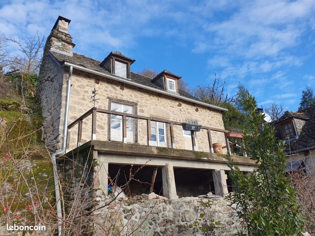 Maison 2 pièces 36 m² · à La Roche-Canillac · 36 m² · 44 000 €