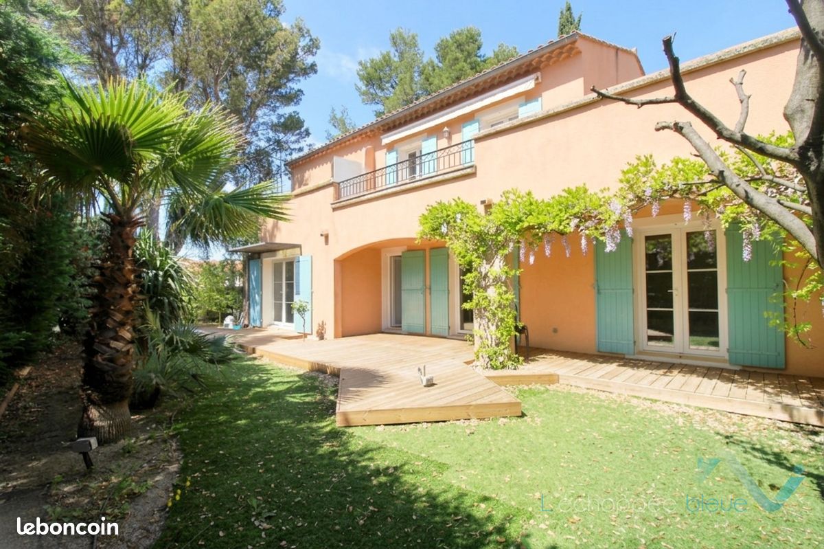 Appartement 3 pièces 79 m² · à Cogolin · 79 m² · 530 400 €