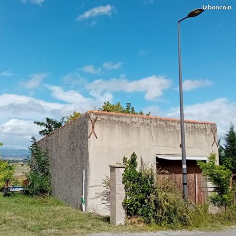 Garage/box 60 m² Bram