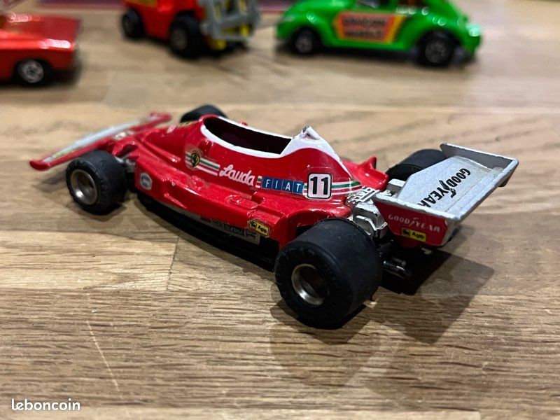 EIDAI Grip Technica Japon Ferrari 312 T2 1/43 N. Lauda - Collection