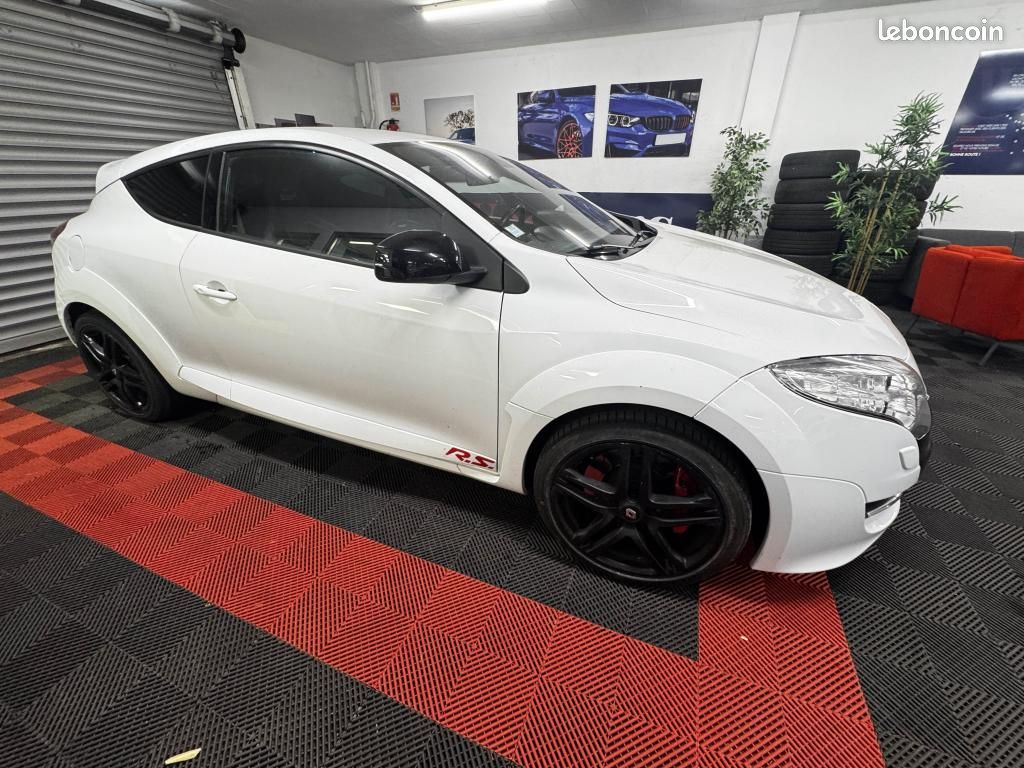 RENAULT MEGANE COUPE 2.0 250 RS- R.S Monaco GP (image 7)