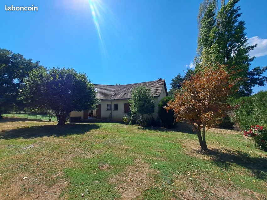 Maison 5 pièces 135 m² · à Manzat · 135 m² · 239 000 €