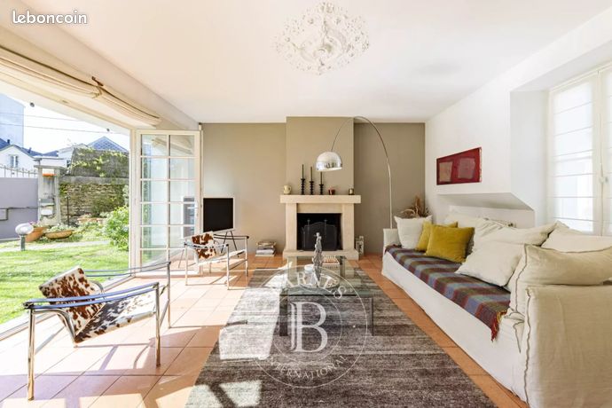 Maison 7 pièces 144 m² — 3