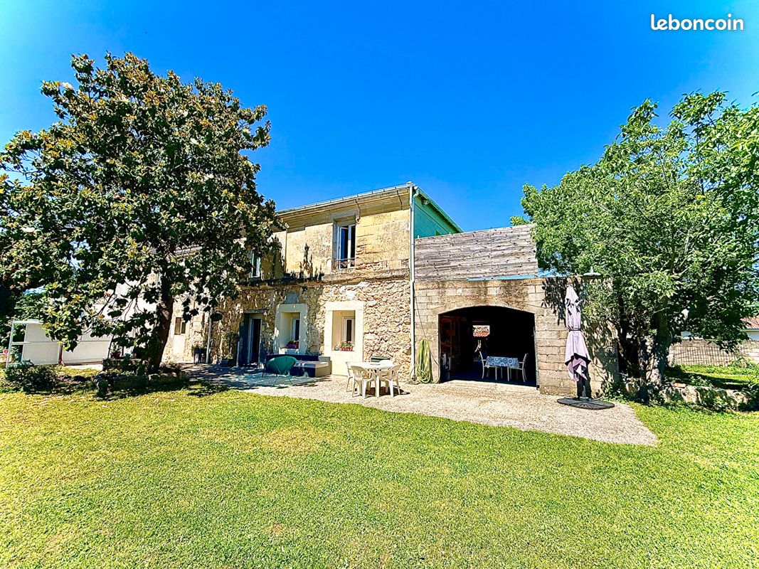Maison 5 pièces 145 m² · à Ambarès-Et-Lagrave · 145 m² · 299 000 €