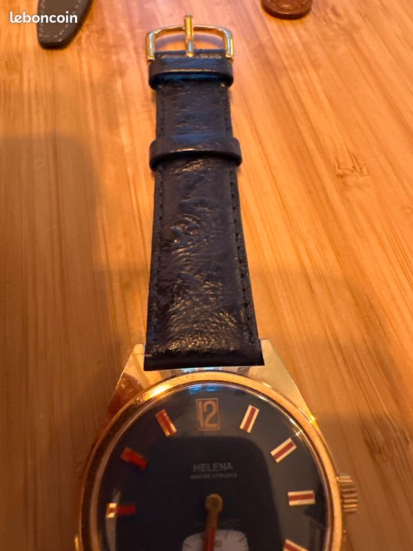 Helena montre NOS (image 5)