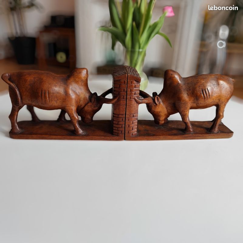 Serre-livres Exotiques En Bois Sculpté - Têtes De Rhinocéros - Fait Main Indonésie
