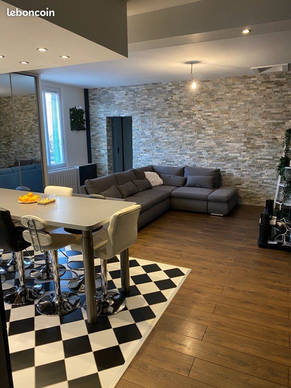 Appartement 3 pièces 79 m² · à Villefranche-sur-Saône · 79 m² · 279 000 €