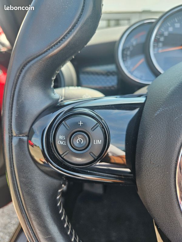Mini cabrio 2.0 190 cooper s bva (image 16)