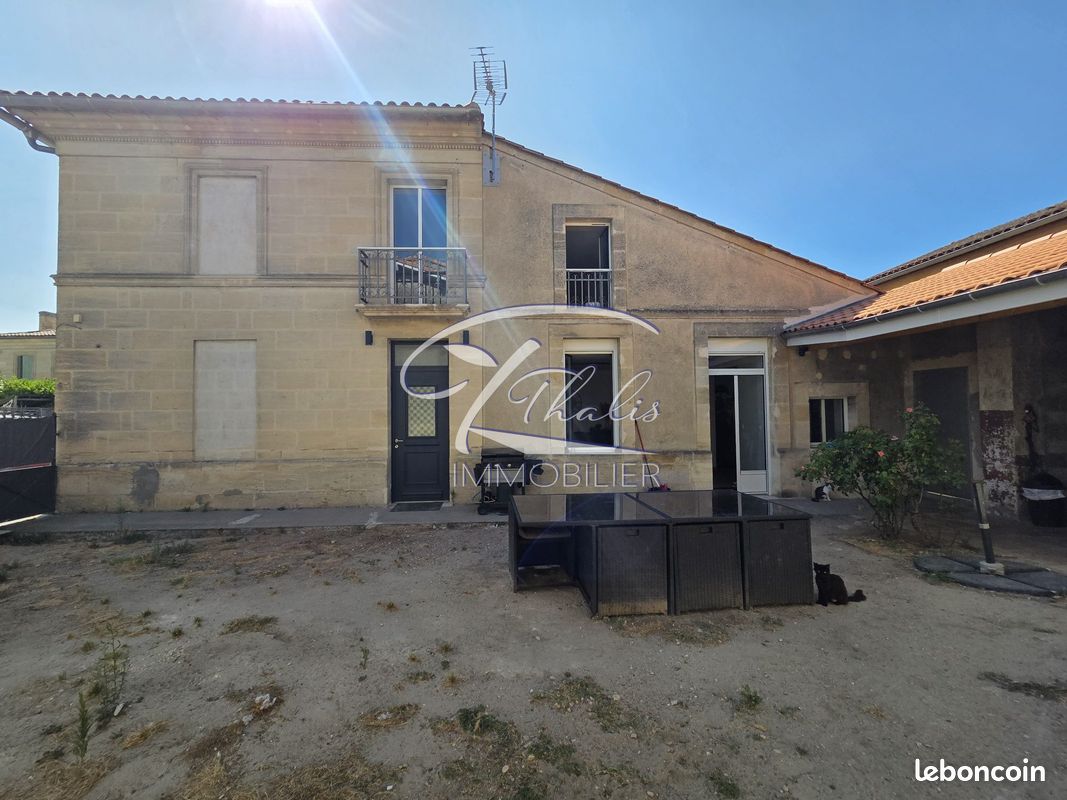 Maison 6 pièces 157 m² · à Saint-Mariens · 157 m² · 1 350 €