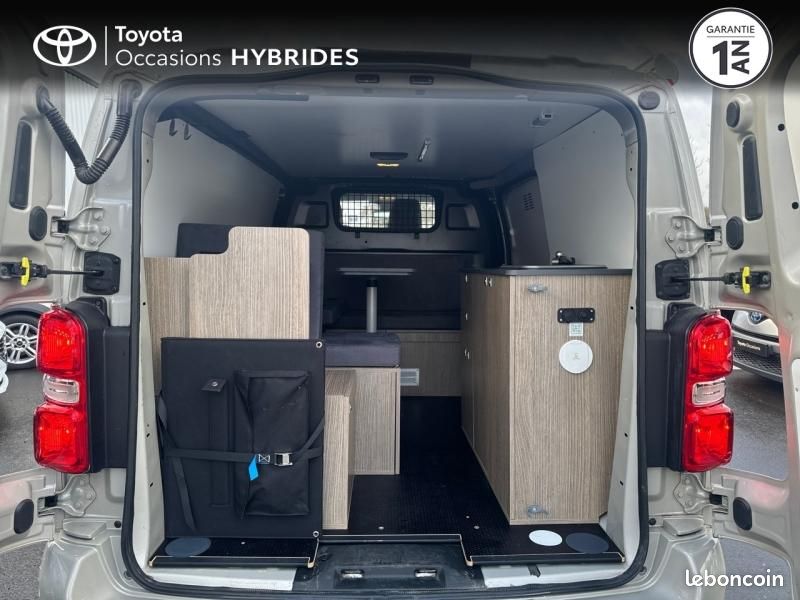 Toyota PROACE Medium 2.0 D-4D 180 Business BVA MY20 (image 10)