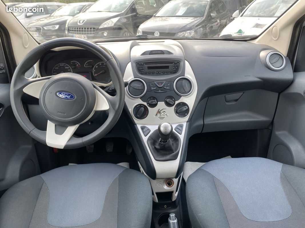 FORD KA Ka 1.2 69 SS Titanium (image 4)