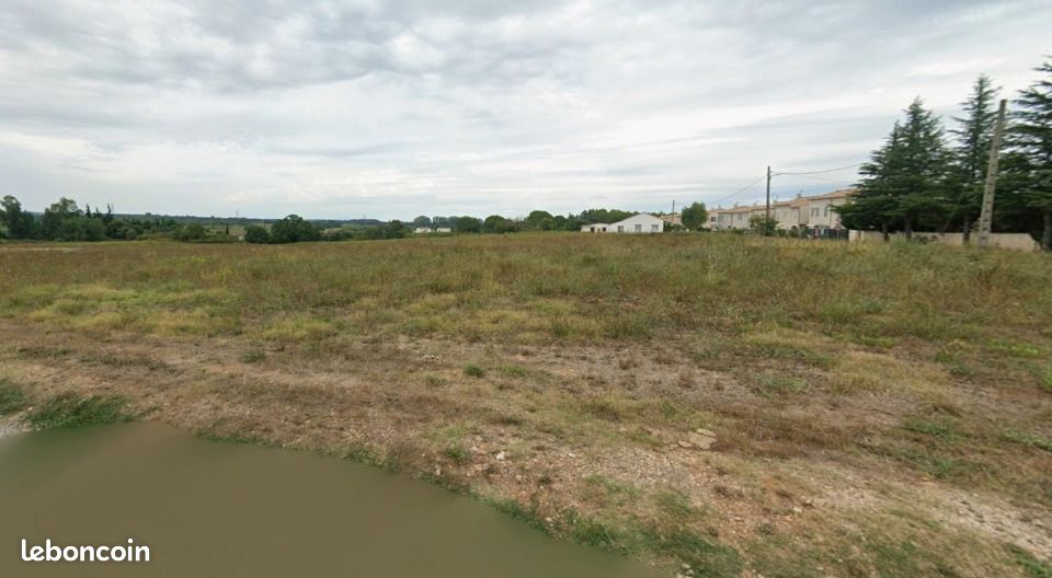 Terrain 300 m² Montpezat · 94 900 €