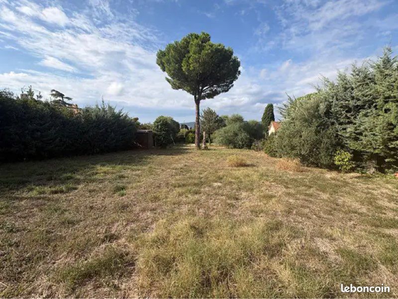 Terrain agricole · à Mougins · 110 000 €