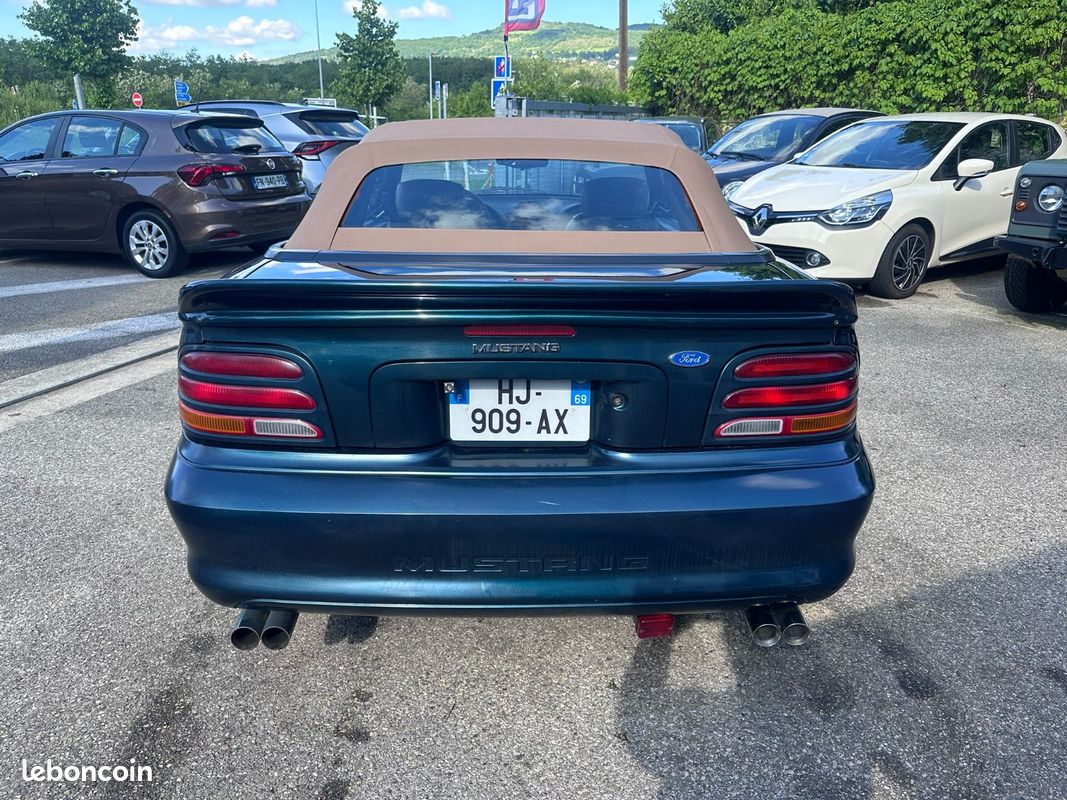FORD MUSTANG 4 V6 3.8L Cabriolet 142cv (image 15)