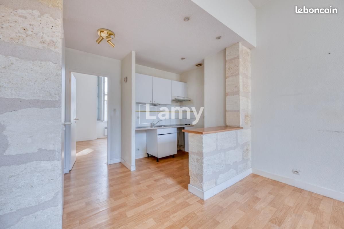 Appartement 3 pièces 49 m² · à Bordeaux · 49 m² · 215 000 €