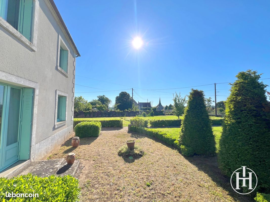 Maison 5 pièces 122 m² · à Orcenais · 122 m² · 119 000 €