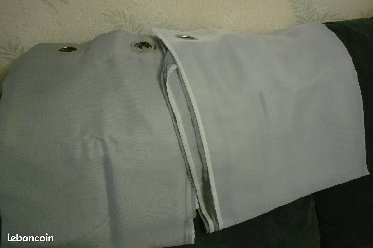 Rideaux a oeillets (image 2)