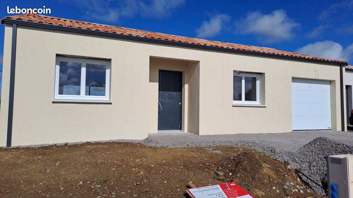 Maison 4 pièces 87 m² · à Montaigu-Vendée · 87 m² · 1 050 €/mois