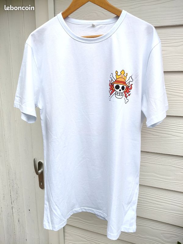 Tee-shirt One Piece (image 1)