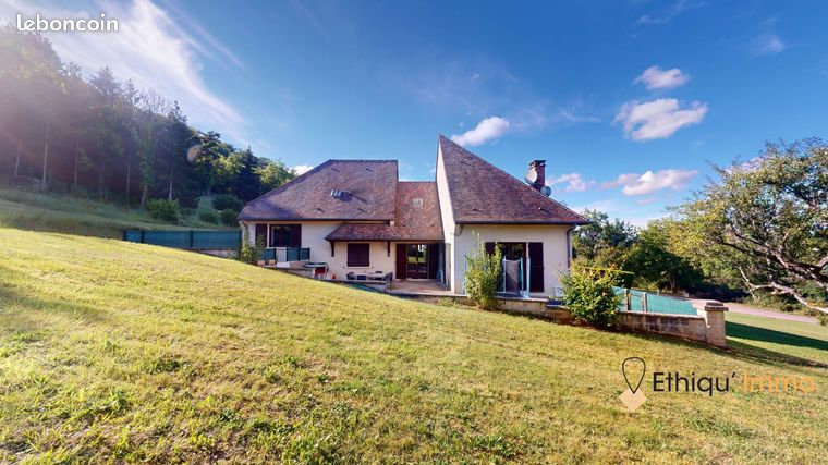 Maison 5 pièces 152 m²