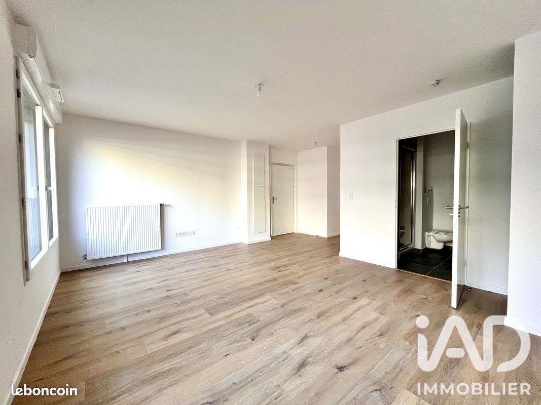 Appartement 1 pièce 30 m² · à Massy · 30 m² · 900 €