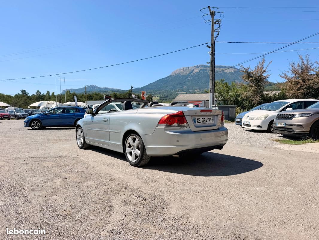 Volvo C70 D5 180ch Momentum (image 6)
