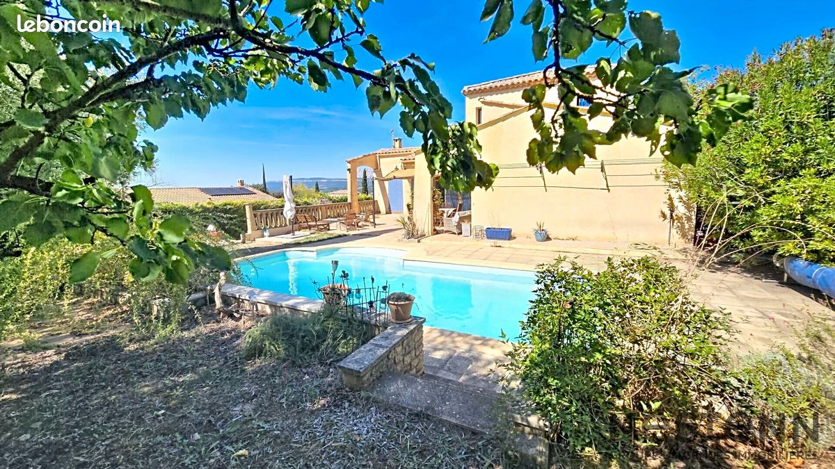 Maison 5 pièces 124 m² · à Trets · 124 m² · 464 000 €