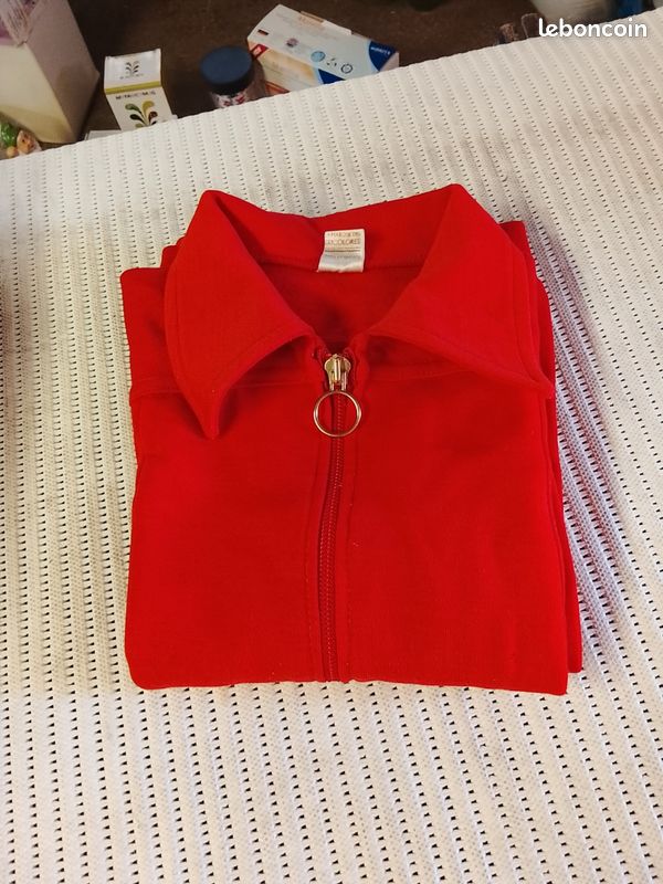 Vend vs vintage du coq sportif rouge h saison très bon état (image 1)