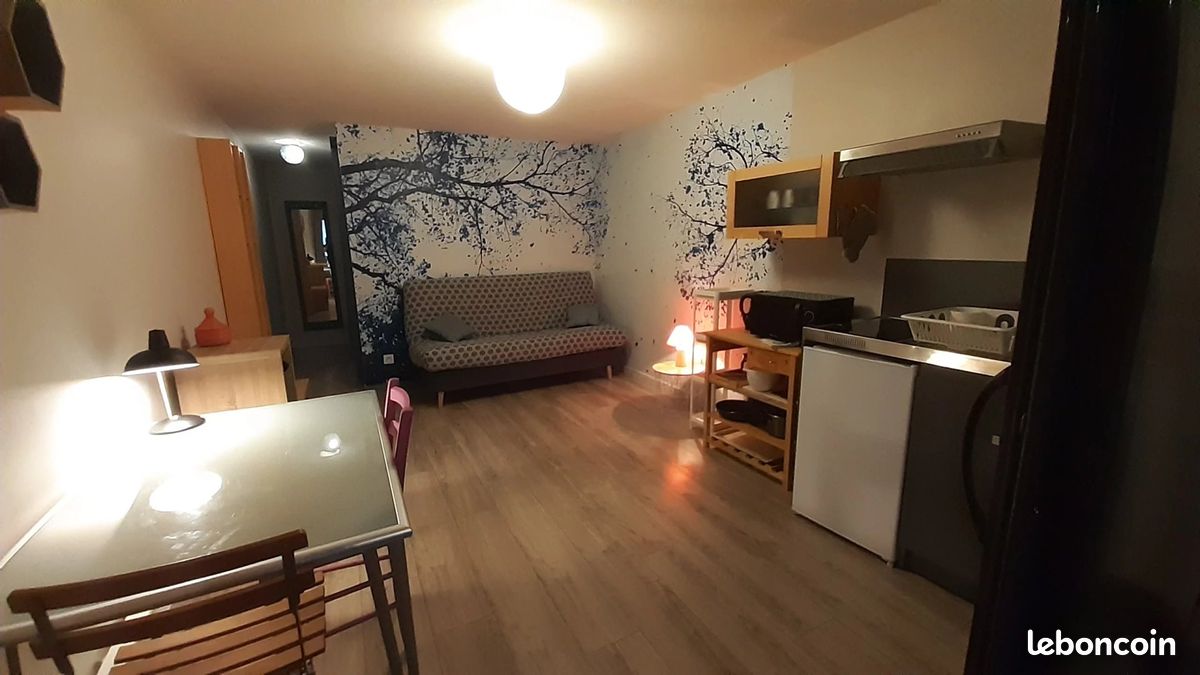 Appartement 1 pièce 23 m² · à Montélimar · 23 m² · 420 €/mois