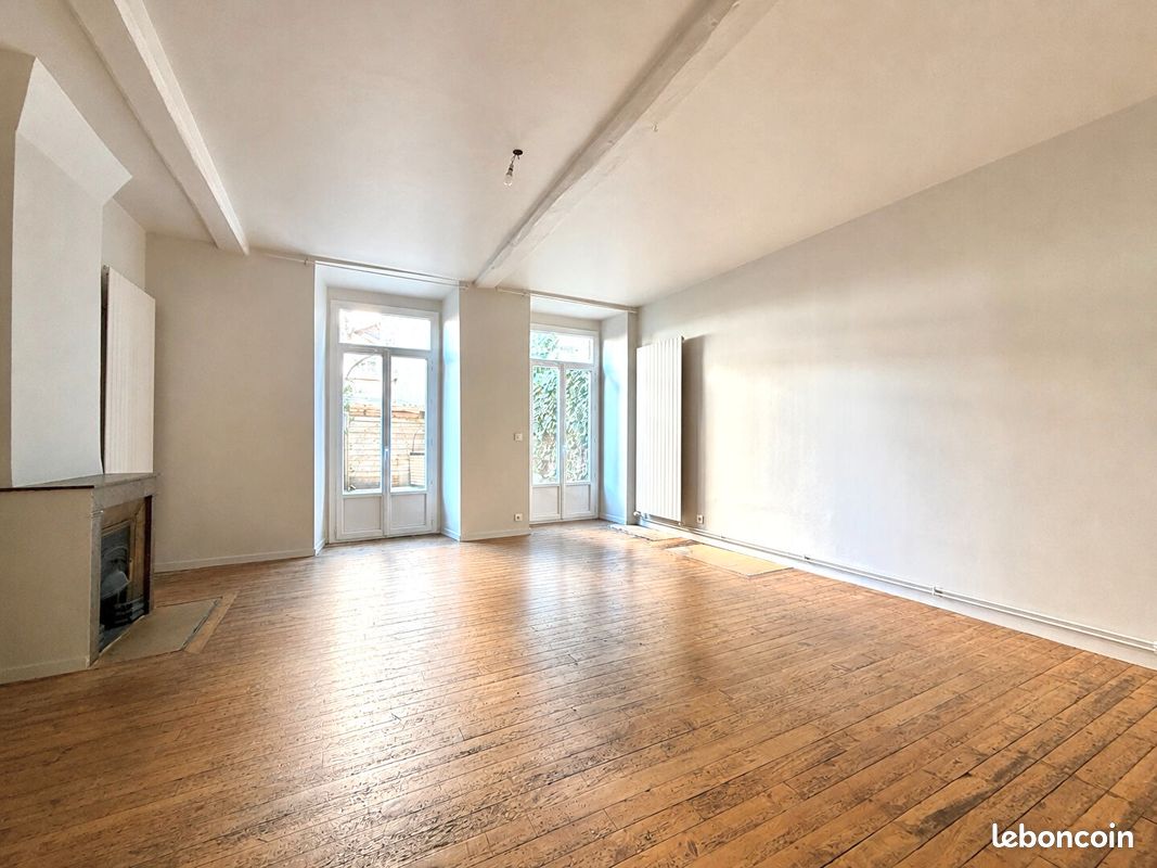 Appartement 2 pièces 55 m² · à Saint-Étienne · 55 m² · 600 €