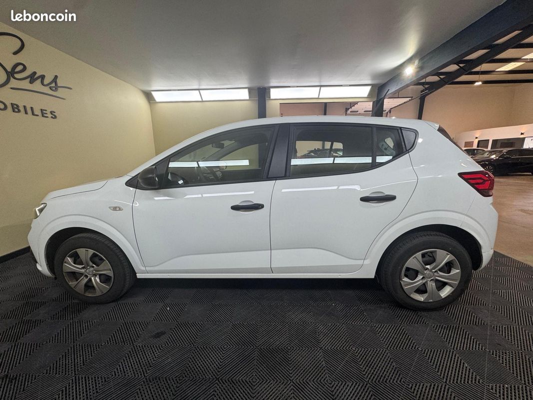 DACIA SANDERO 1.0 ECO-G 100 Essential (image 14)