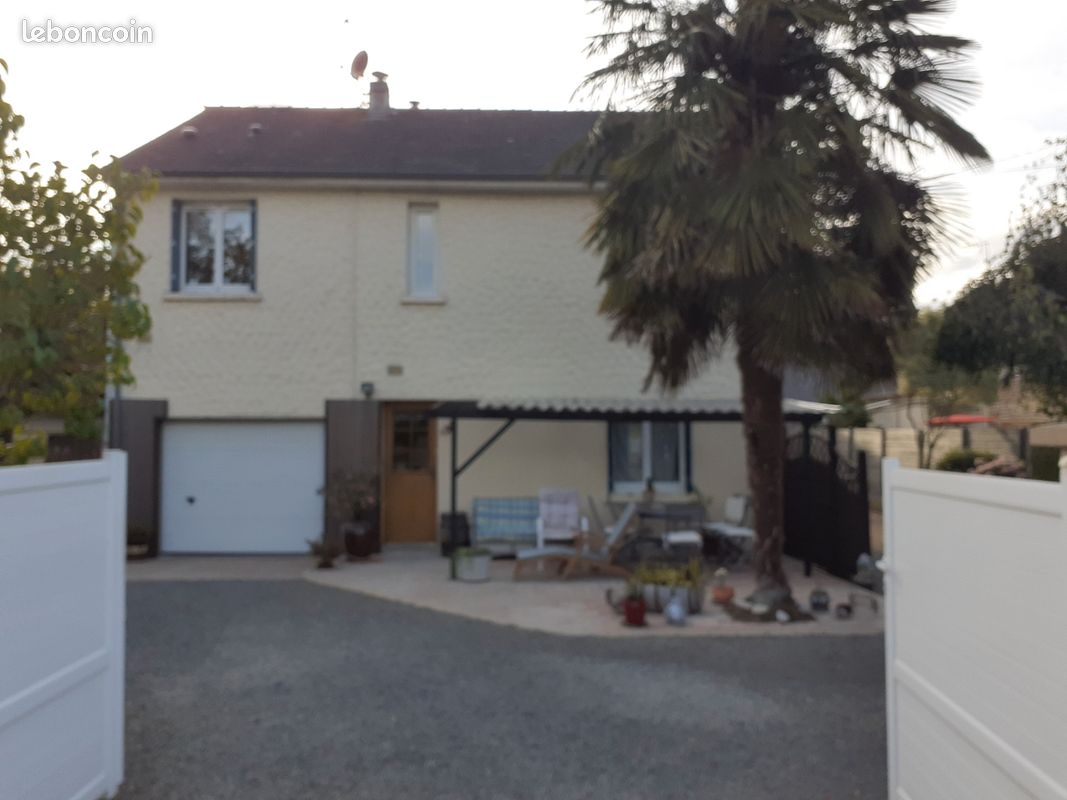Maison 5 pièces 92 m² · à Dingé · 92 m² · 240 000 €