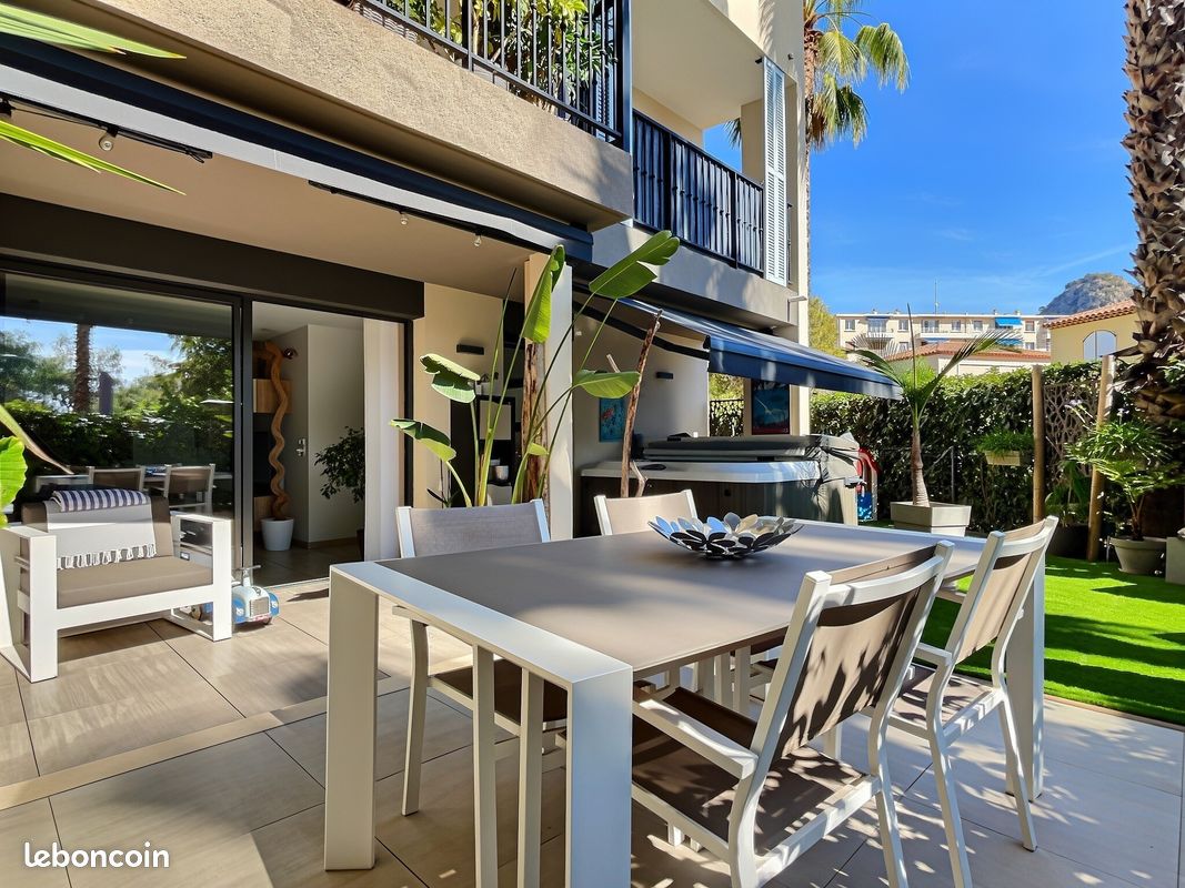 Appartement 4 pièces 84 m² · à Hyères · 84 m² · 554 000 €