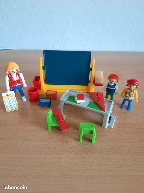 Playmobil 3084 - Instructrice et écoliers - Année 1999 (image 1)