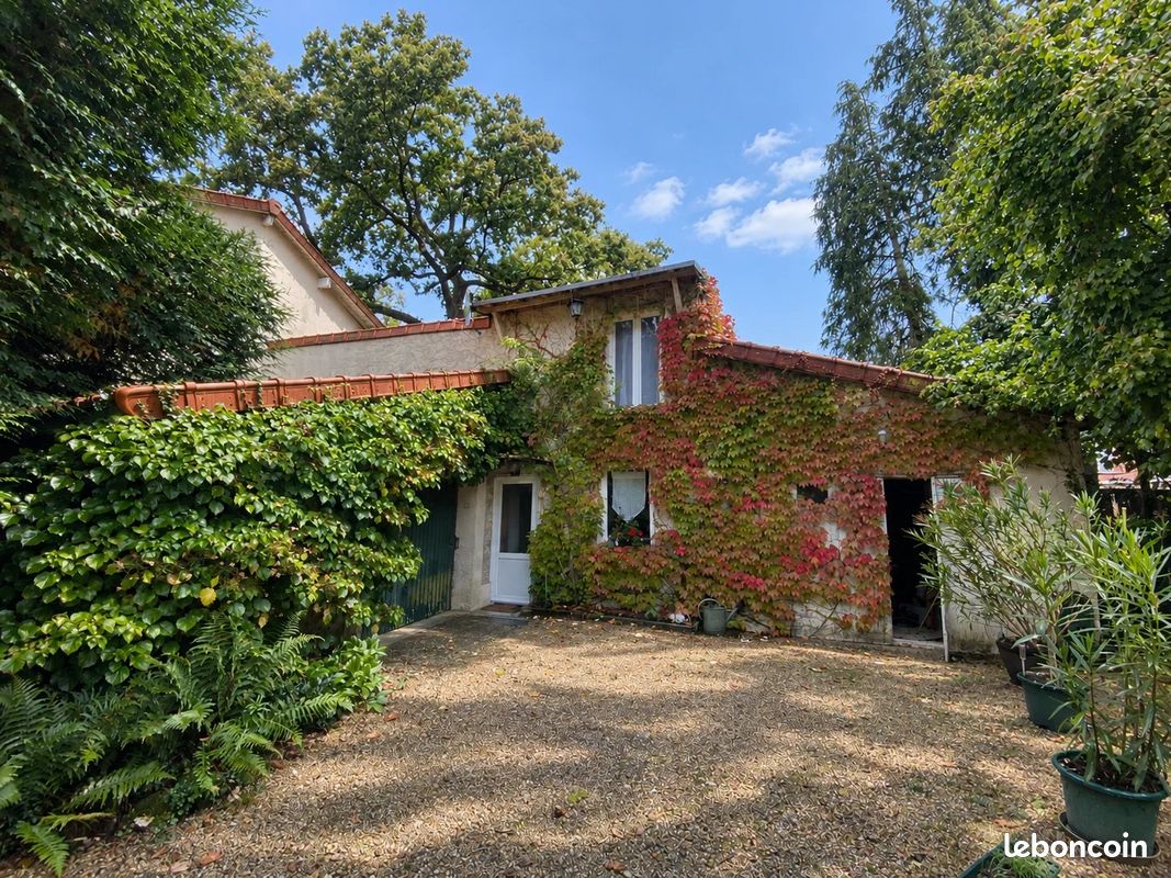 Maison 2 pièces 42 m² · au Plessis-Trévise · 42 m² · 847 €/mois