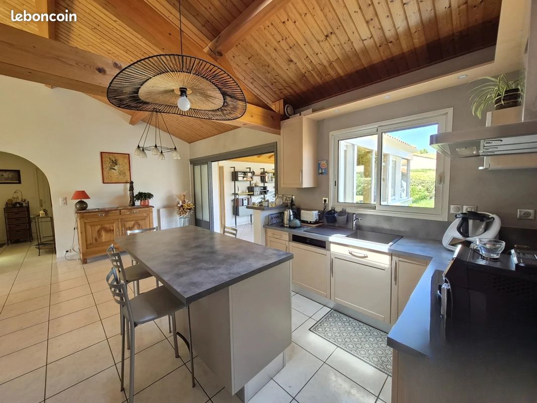 Maison 5 pièces 125 m² · à Mouilleron-le-Captif · 125 m² · 359 000 €