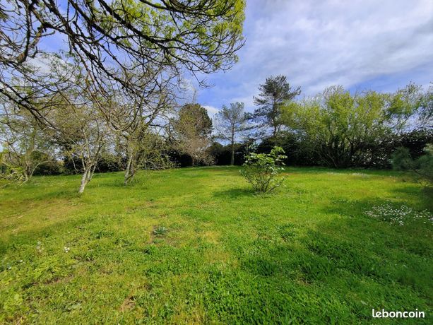 Terrain 726 m² Saint-Médard-d'Eyrans