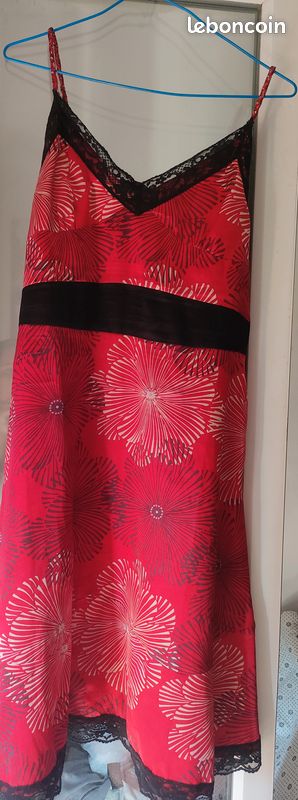 Robe satin (image 2)