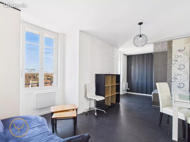 Studio 1 pièce 38 m²
