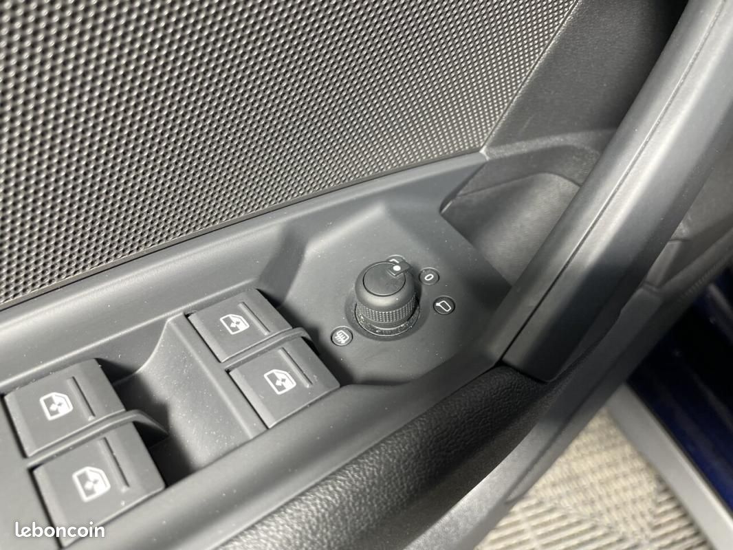 Audi A3 SPORTBACK 35 TFSI 150 S-TRONIC S-LINE CARPLAY (image 8)