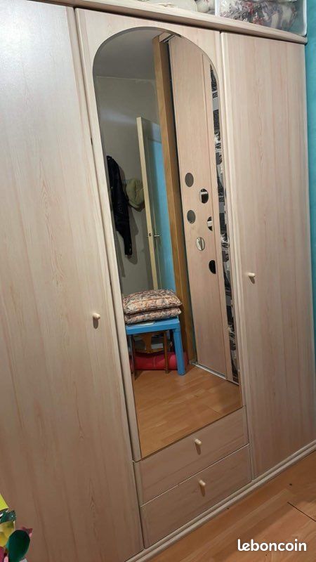 Armoire (image 1)