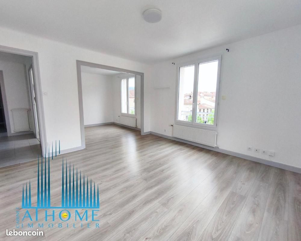 Appartement 4 pièces 84 m² · à Saint-Chamond · 84 m² · 735 €/mois