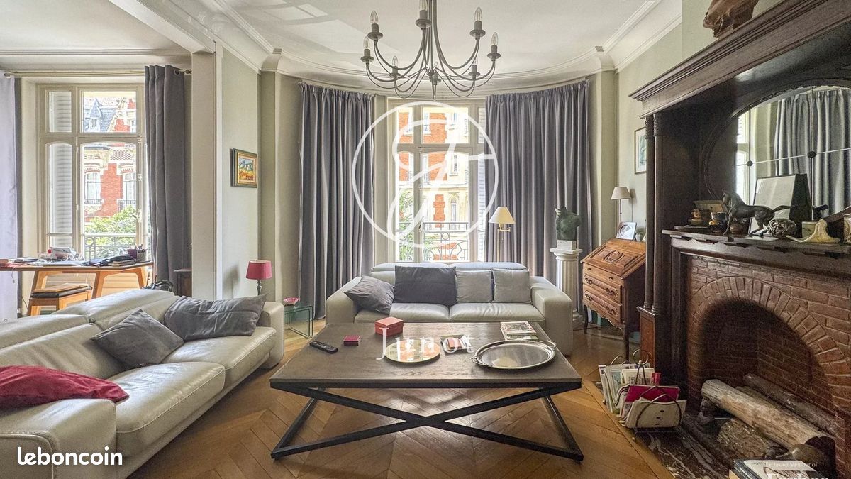 Appartement 6 pièces 173 m² · à La Madeleine · 173 m² · 750 000 €