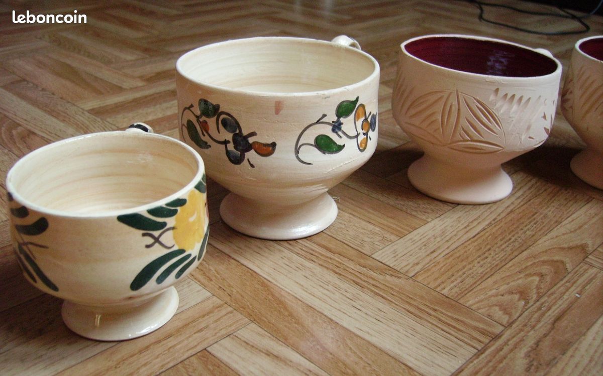 2 Tasses céramiques et 3 Tasses en terre cuites (image 3)