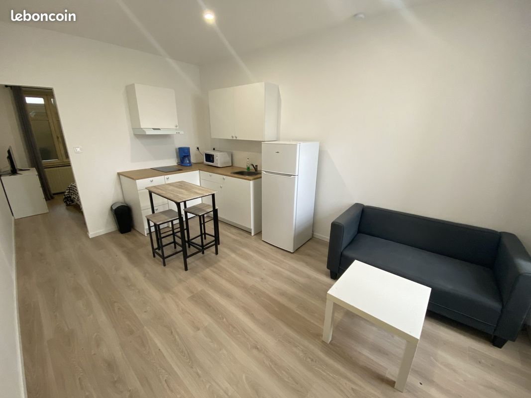 Appartement 1 pièce 33 m² · à Montbrison · 33 m² · 421 €/mois