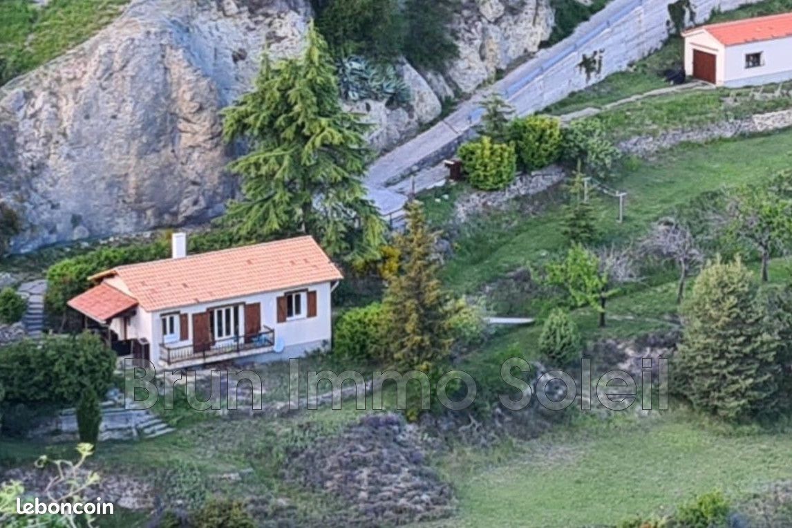 Maison 3 pièces 51 m² · à Ascros · 51 m² · 255 000 €