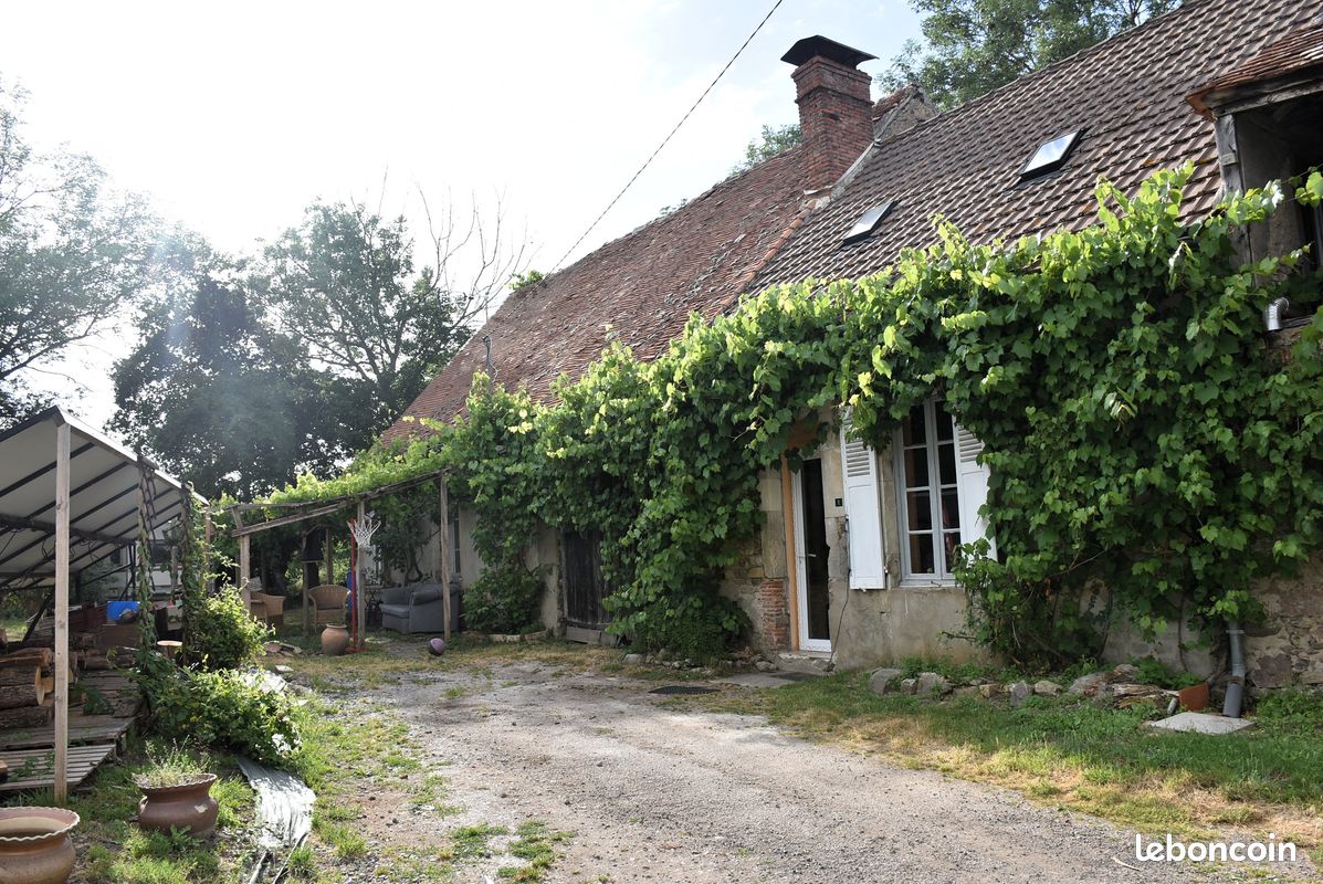 Maison 6 pièces 210 m² · à Monestier · 210 m² · 12 500 €