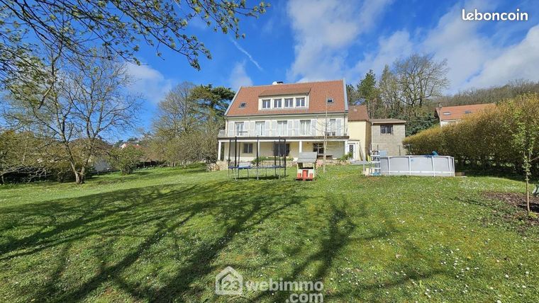 Maison 8 pièces 190 m²